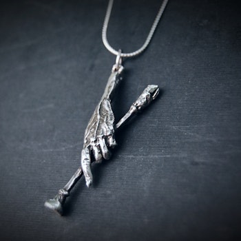 Hag's Hand necklace